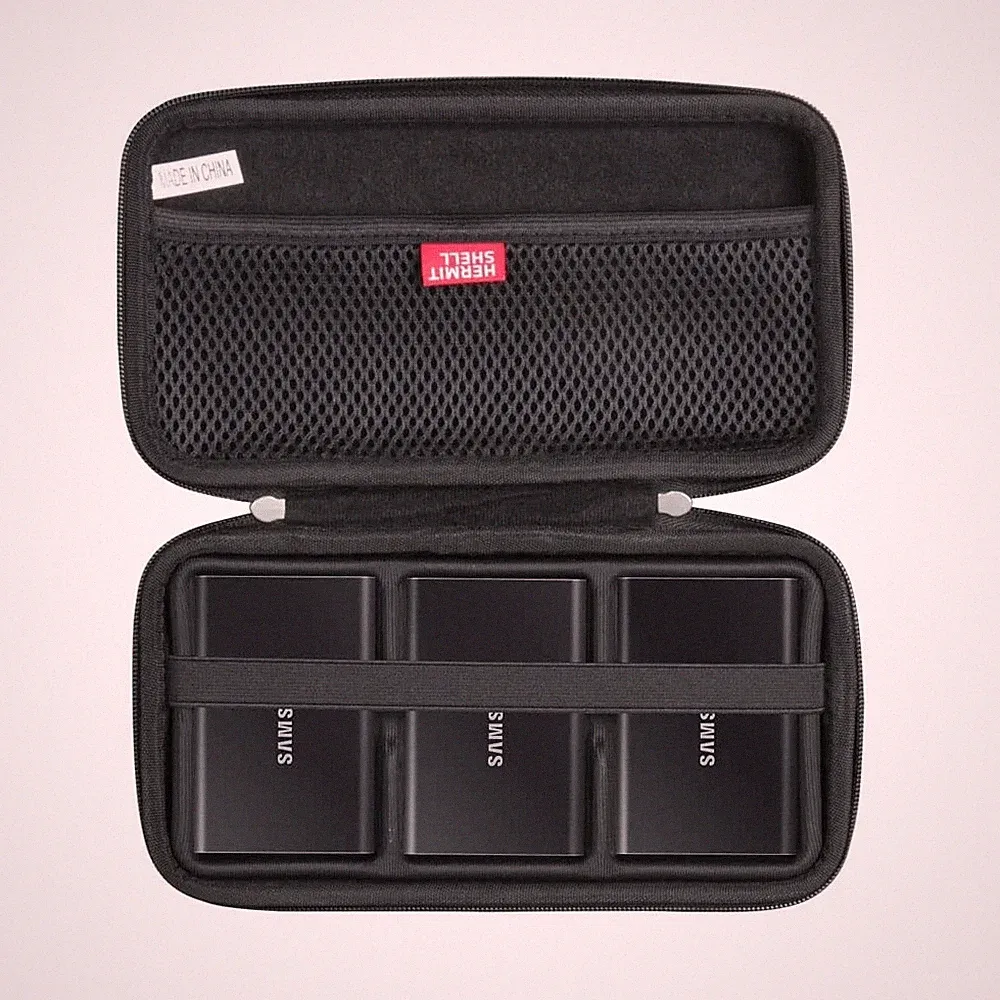 Hermitshell Hard Travel Case for Samsung T7 / 3 hard drives, Black