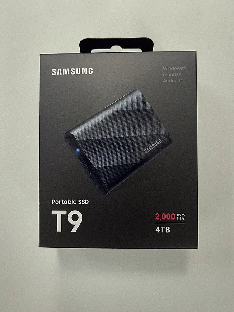 New Samsung T9 4TB Portable SSD USB 3.2 Gen. 2 Black MU-PG4T0B/AM
