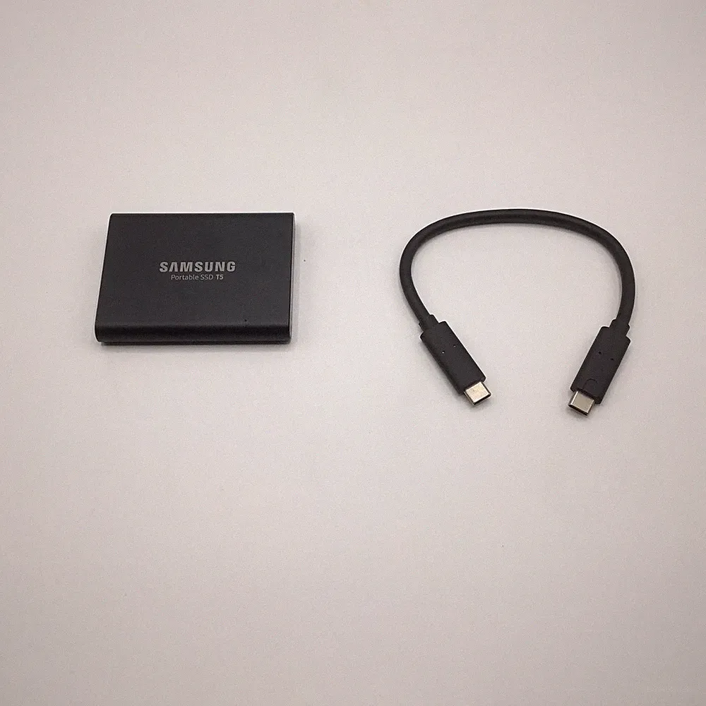 Samsung T5 1 TB USB 3.1 Gen 2 External Portable SSD Hard Drive (MU-PA1T0B)