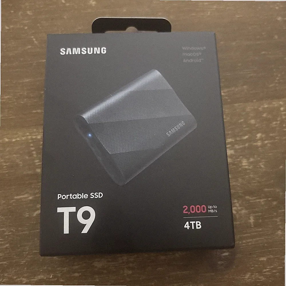 Samsung T9 4TB 2,000 MB/s Portable SSD USB 3.2 Gen. 2 - Black (MU-PG4T0B/AM) NIB