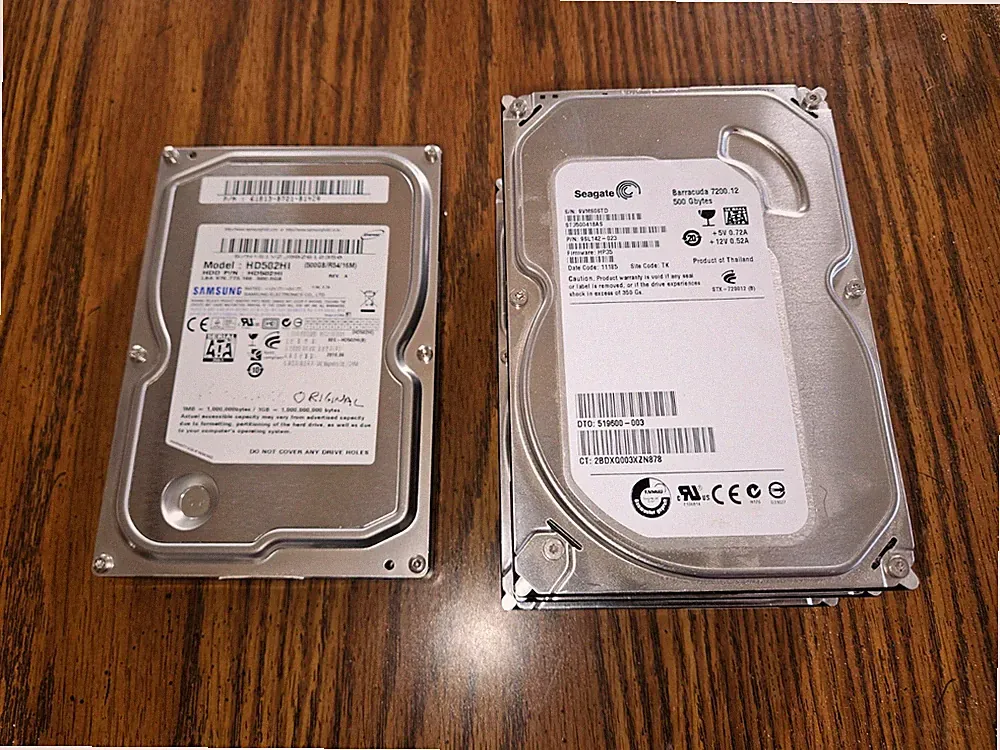 Seagate or Samsung Hard Drive - 500GB - 3.5" SATA - CHOOSE 1